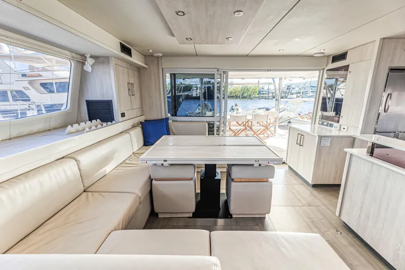 Aquarius Yacht Photos Pics 