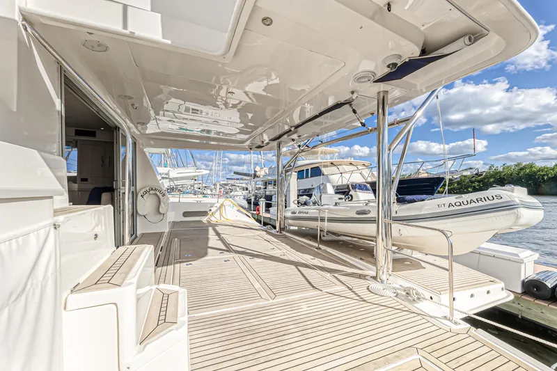 Aquarius Yacht Photos Pics 