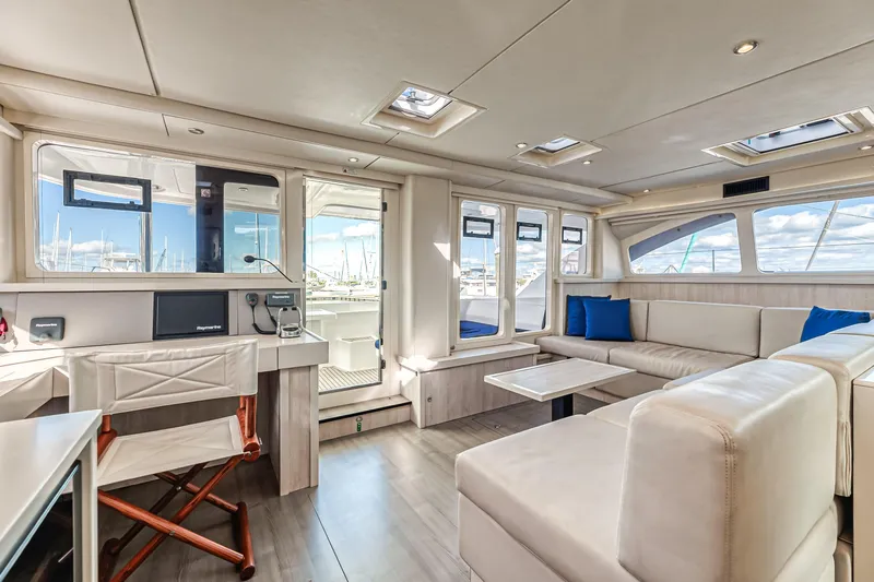 Aquarius Yacht Photos Pics 