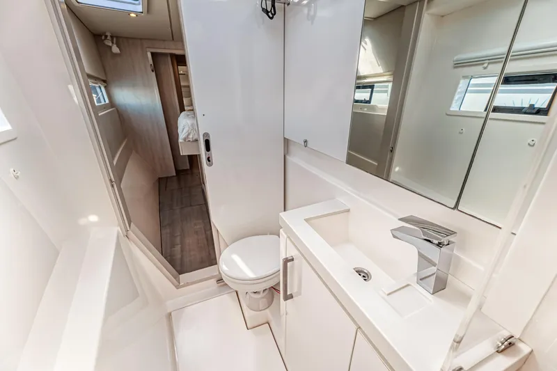 Aquarius Yacht Photos Pics 