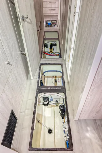 Aquarius Yacht Photos Pics 