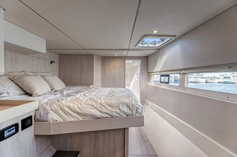 Aquarius Yacht Photos Pics 