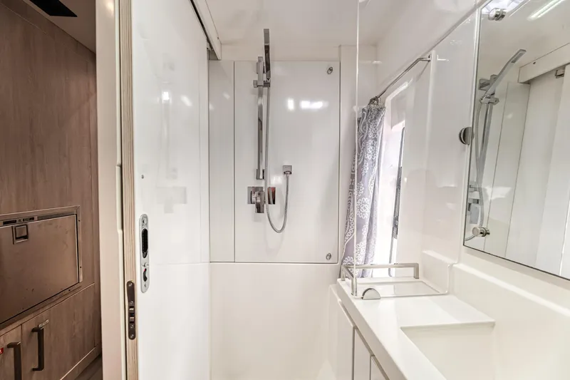 Aquarius Yacht Photos Pics 