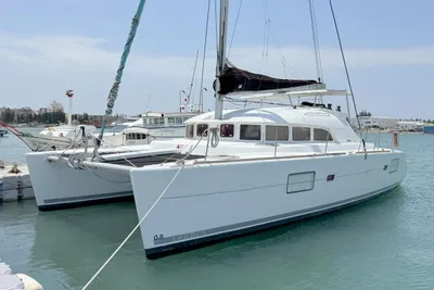 Lagoon 380