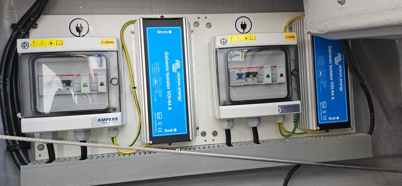 Night Out Yacht Photos Pics 