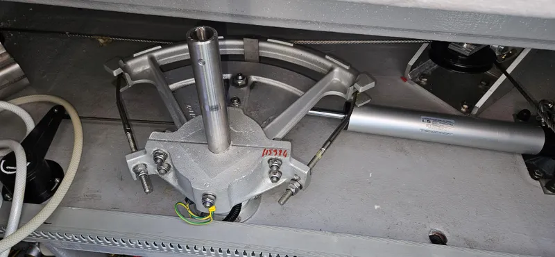 Night Out Yacht Photos Pics 