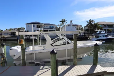 Edgewater 262CX Crossover