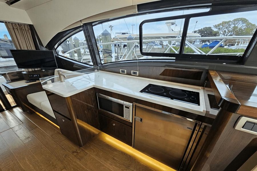 2017 Sea Ray 400 Sundancer