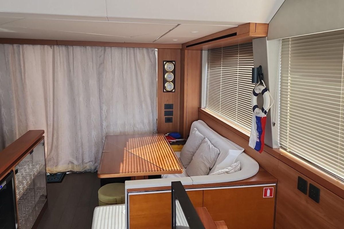 2021 Sunseeker 69 