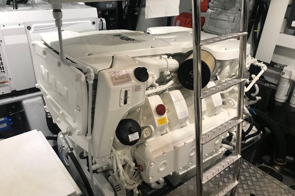 2021 Sunseeker 69 
