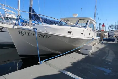 Mainship Pilot 34
