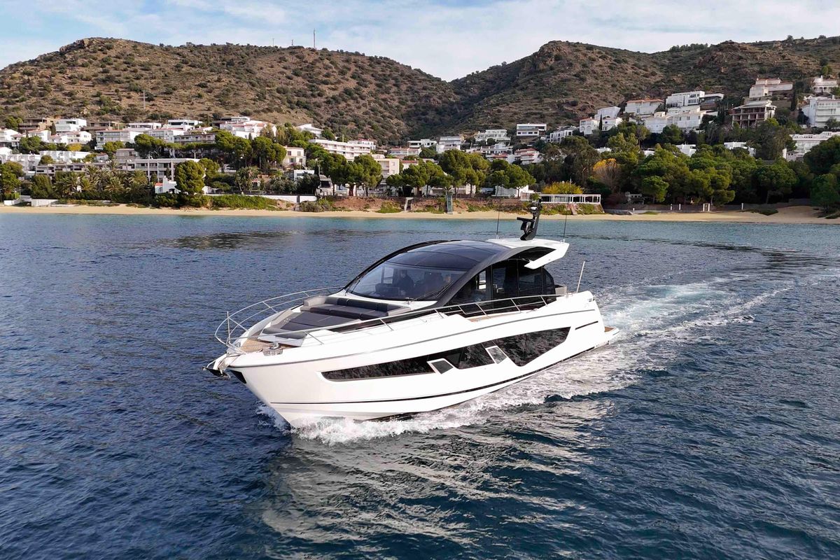 2022 Sunseeker 67 