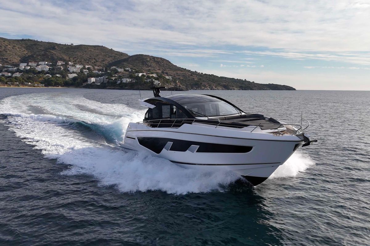 2022 Sunseeker 67 
