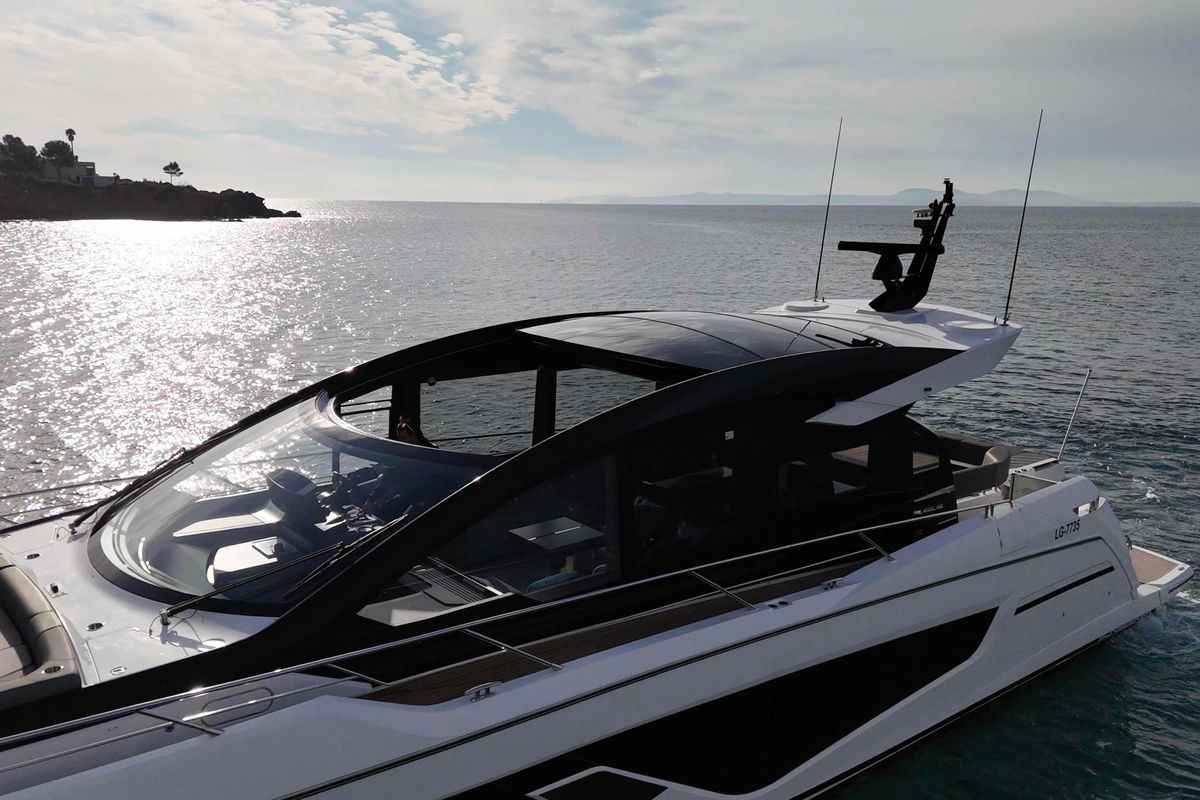 2022 Sunseeker 67 