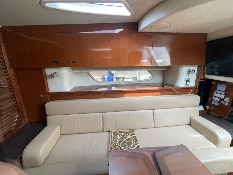 2012 Sea Ray 370 Sundancer