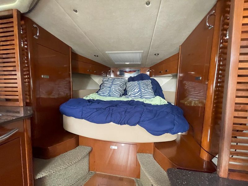 2012 Sea Ray 370 Sundancer