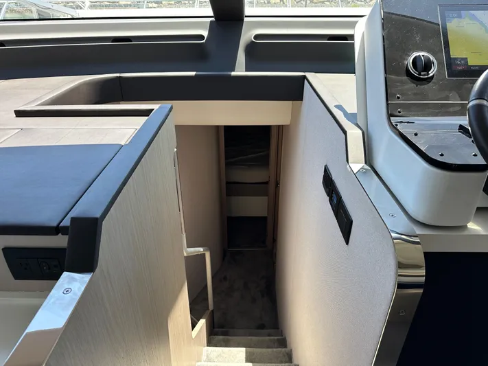 Zooland Yacht Photos Pics 