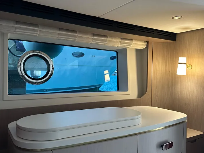 Zooland Yacht Photos Pics 