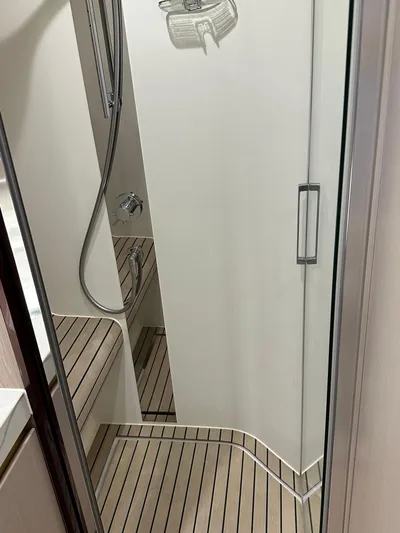 Zooland Yacht Photos Pics 