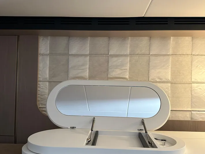 Zooland Yacht Photos Pics 