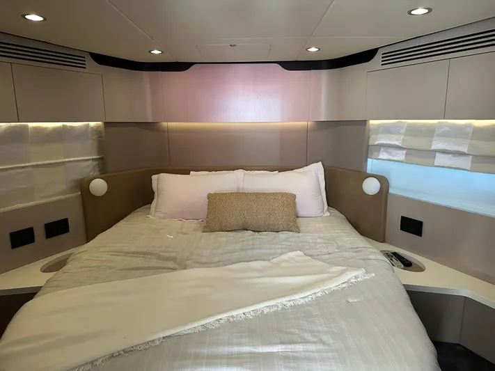 Zooland Yacht Photos Pics 