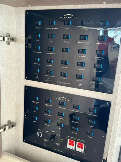 Zooland Yacht Photos Pics 