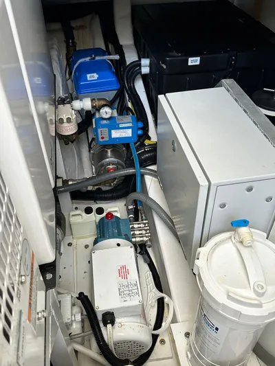 Zooland Yacht Photos Pics 