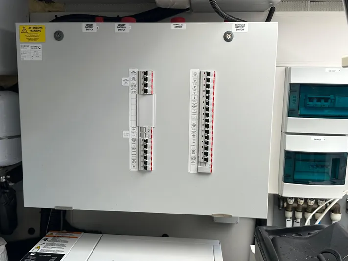 Zooland Yacht Photos Pics 