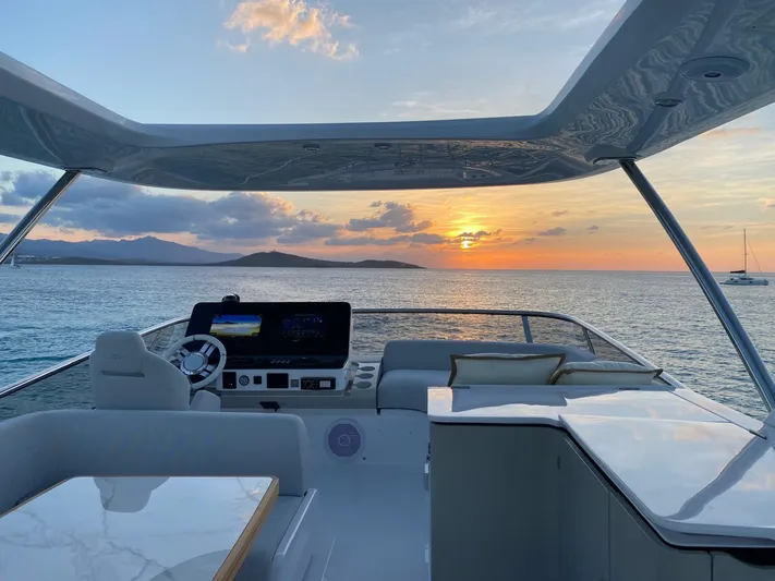 Zooland Yacht Photos Pics 