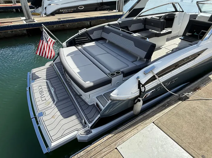  Yacht Photos Pics 2022 COBALT A29 - Image 5