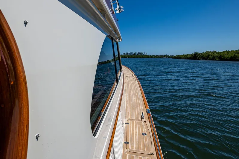 Vera North Yacht Photos Pics Hinckley Talaria 55 Flybridge MKII yacht cruising on a sunny day, 2021 model.