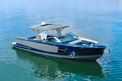 Aviara AV40