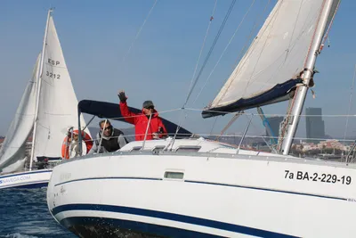 2005 Beneteau Oceanis Clipper 323