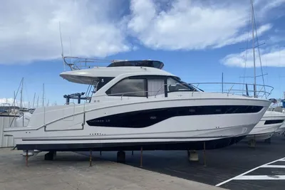 2025 Beneteau Antares 12