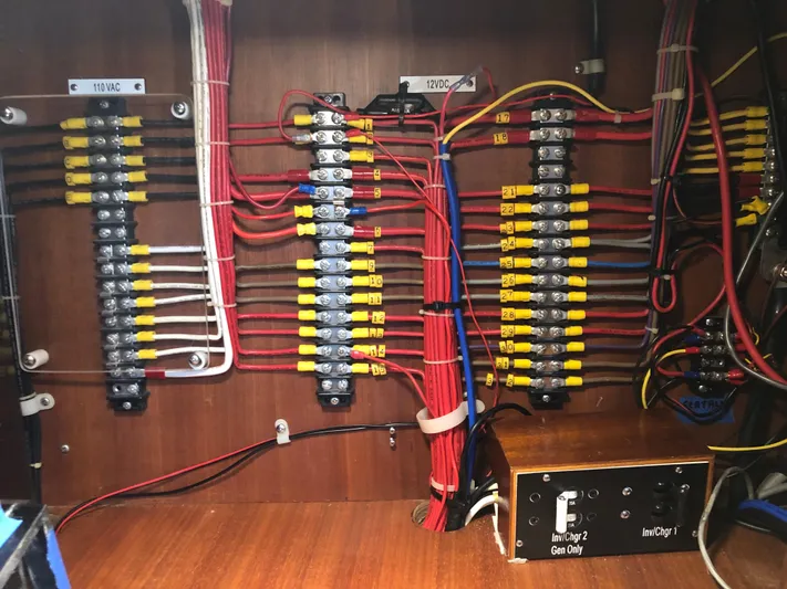 Ibis Yacht Photos Pics 