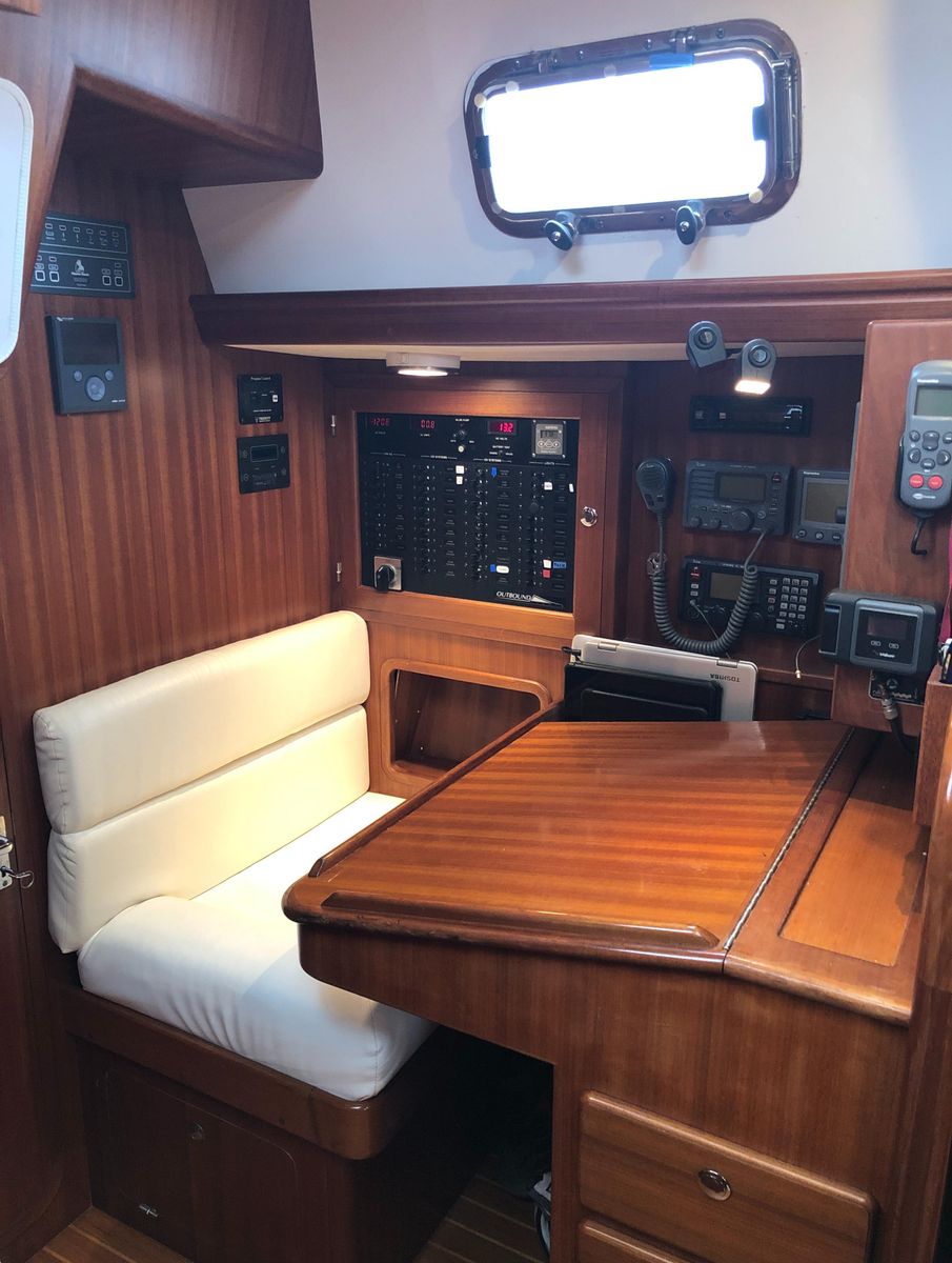 2008 Outbound 46 