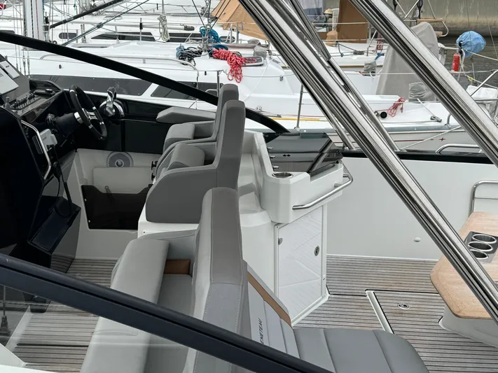 La Bella Vita Yacht Photos Pics Interior of 2020 Beneteau Flyer 10 with modern seating.