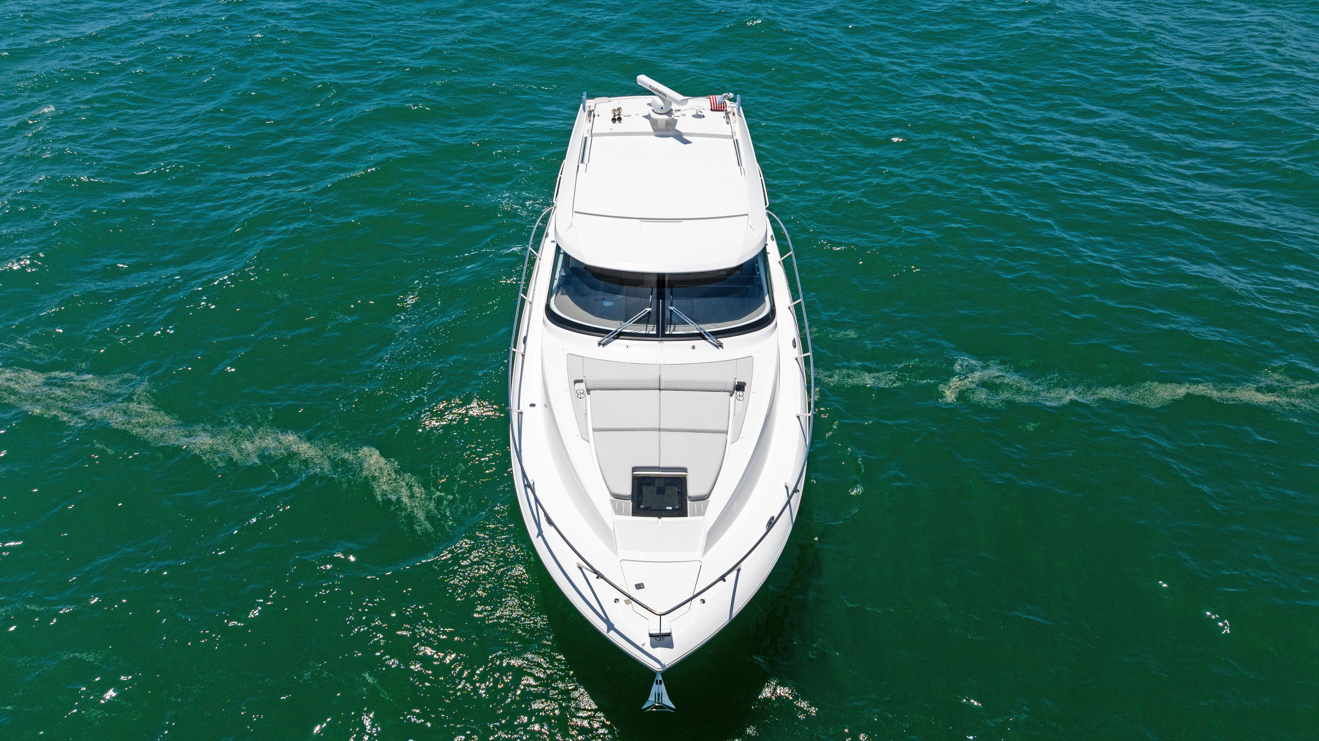 2025 TIARA YACHTS 48 LE - Image 8