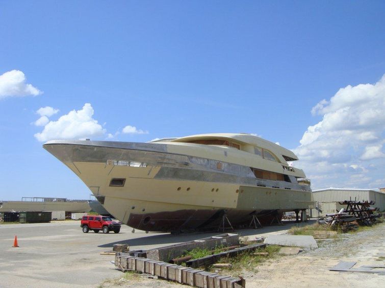 2007-167-trinity-yachts-tri-deck