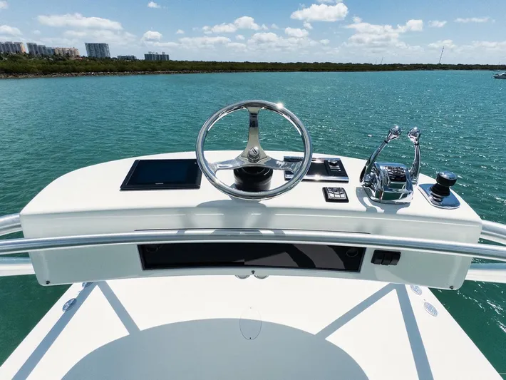 Gamechanger Yacht Photos Pics Viking 42 GAMECHANGER - Tower Station