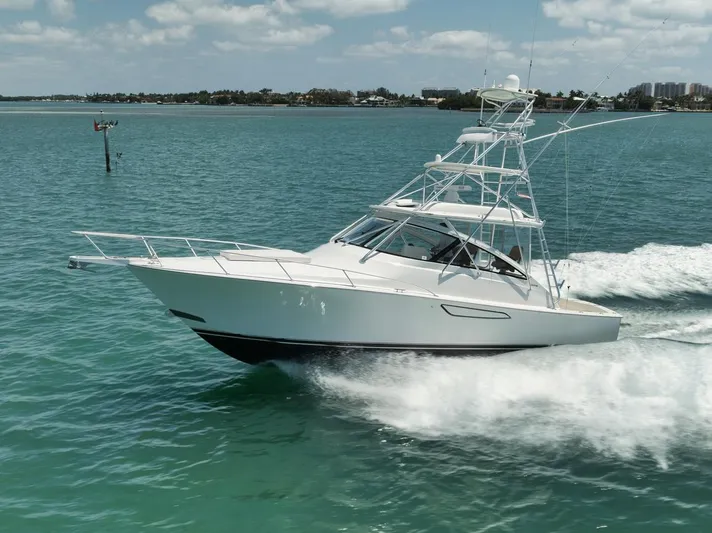 Gamechanger Yacht Photos Pics Viking 42 GAMECHANGER - Port Running Show