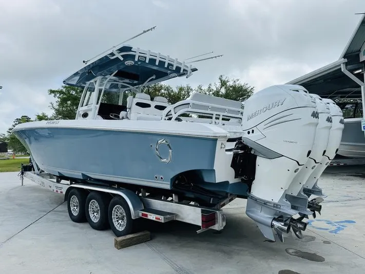  Yacht Photos Pics 2020 Fountain 38cc boat with twin Mercury 400 engines on a trailer.