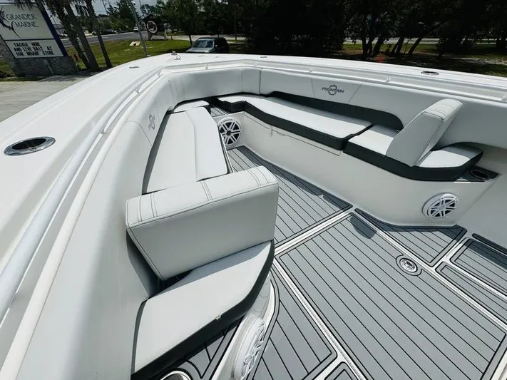  Yacht Photos Pics 2020 Fountain 38cc boat with spacious seating and modern design.