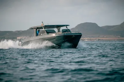 2025 Tesoro T38 power cat