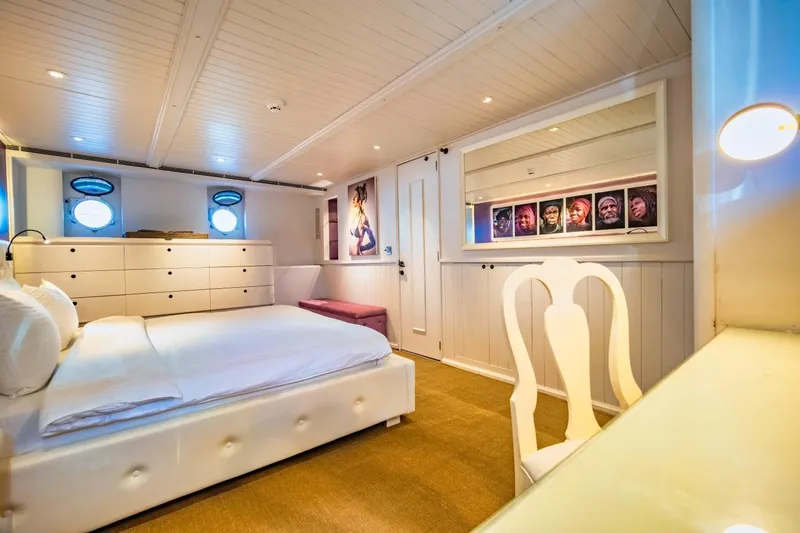 Doubleyou Yacht Photos Pics 