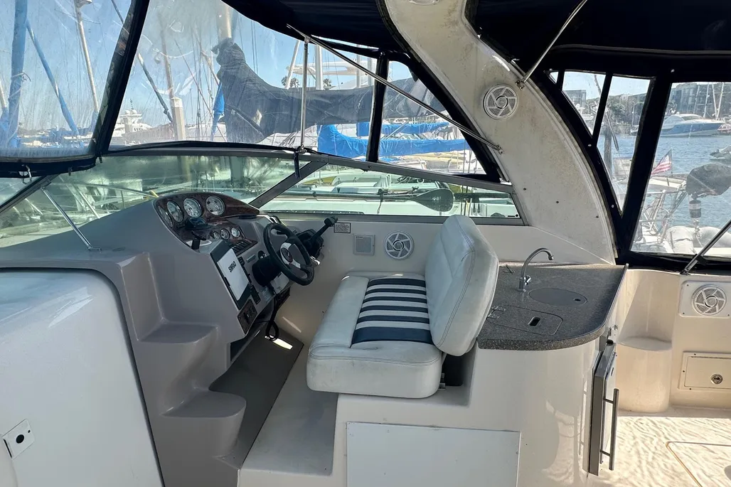 2004 Rinker Fiesta Vee 312 Cruiser for sale - YachtWorld