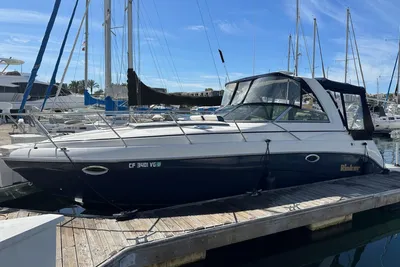 Rinker Fiesta Vee 312