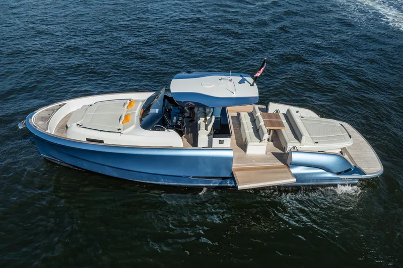  Yacht Photos Pics 2025 Solaris Power 44 Open yacht cruising on open water.