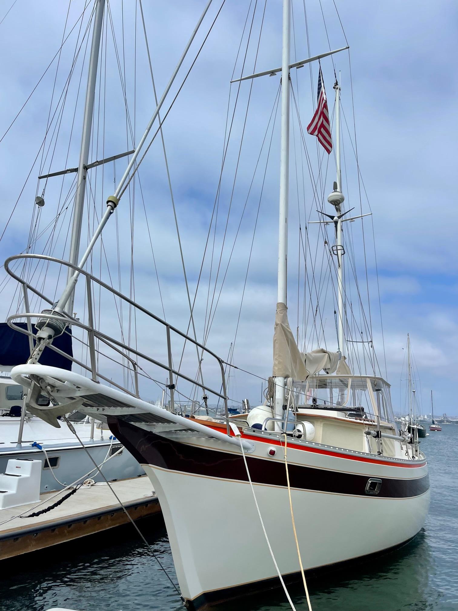 1976 Islander Freeport 41 Ketch Cruiser for sale - YachtWorld