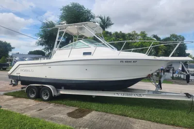 Robalo Cuddy Cabin R 265 Walk Around boats for sale | YachtWorld